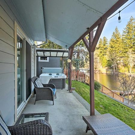The Peacock House - Waterfront Home With Hot Tub! Olympia Extérieur photo